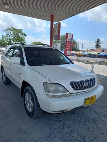 Toyota Harrier Old 