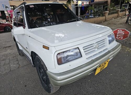 Suzuki Escudo