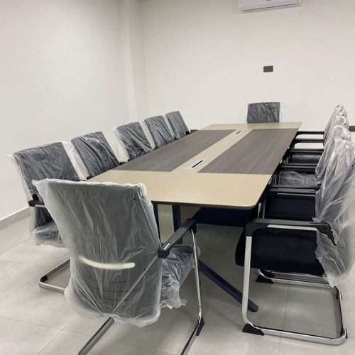 Meeting table+chairs