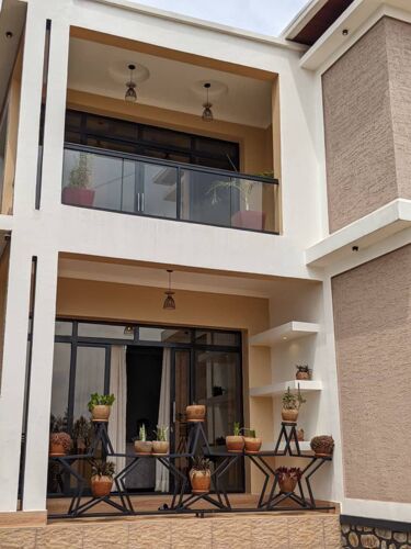Apartments for rent mikocheni 