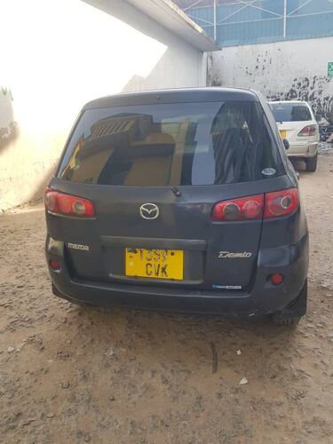Mazda demeo 