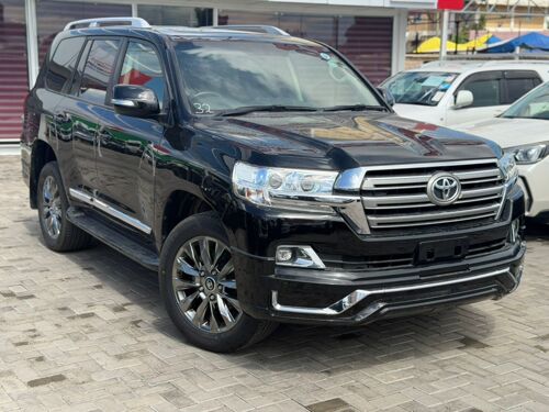 LAND CRUISER V8