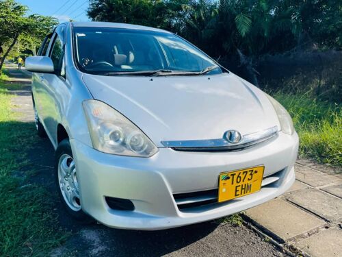 NAUZA TOYOTA WISH NZURI 