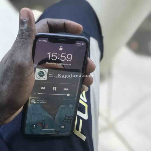 IPHONE 11 128GB MPYA NAKUPA COVER NA GLASS PROTECTOR BEI 1,250,000