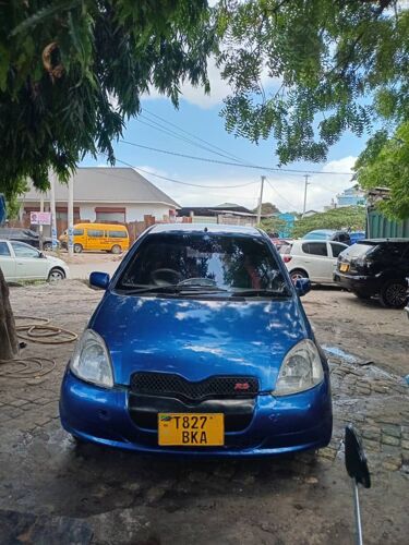Toyota vitz 