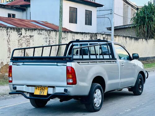 Hilux single cabin pickup vigo
