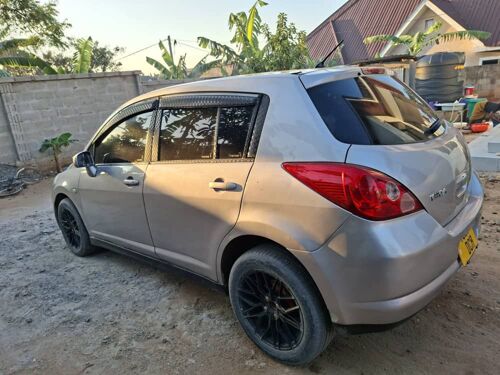 Nissan matlda 5.8