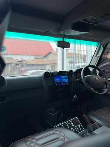 Land Cruiser Double  Cabin