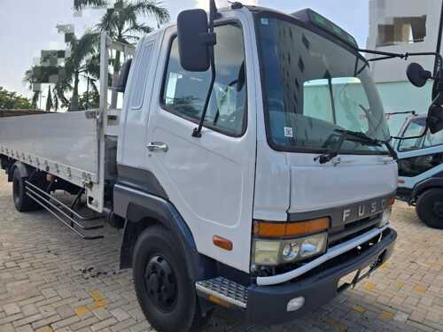NAUZA MITSUBISHI FUSO