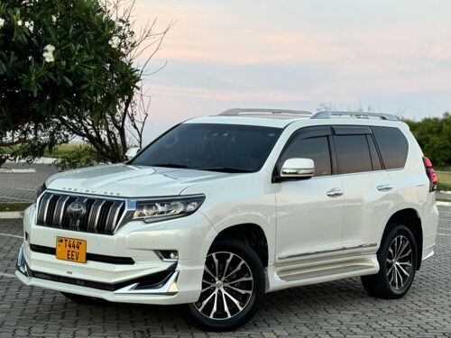 2018 TOYOTA LANDCRUISER PRADO 