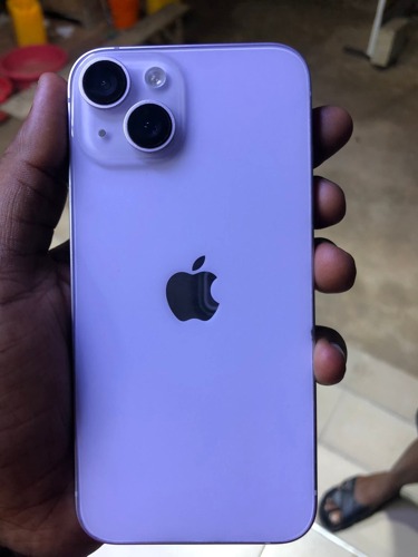 iPhone 14 Plain