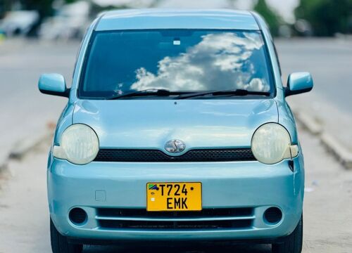 Toyota sienta cash /mkopo 