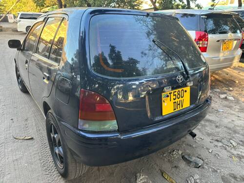 NAUZA TOYOTA STARLET N