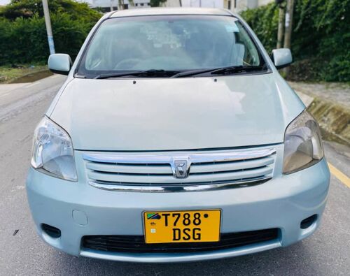TOYOTA RAUM