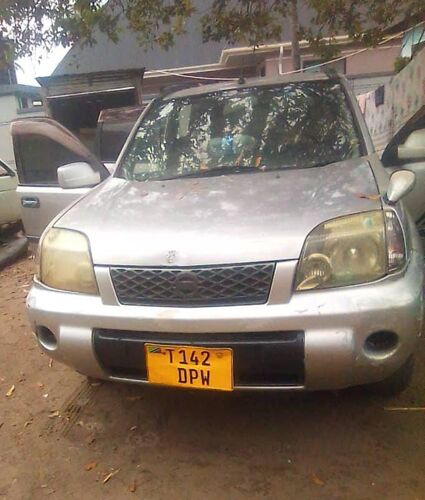 Nissan x trail