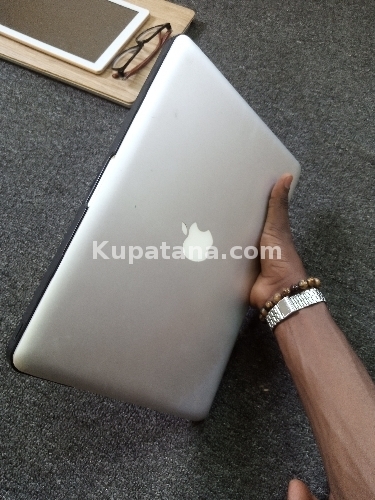 Apple Macbook Pro 560k Inauzwa
