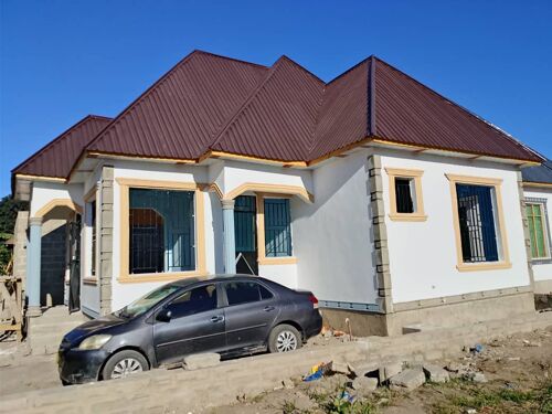 Nyumba inauzwa kitonga 