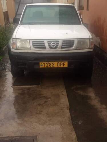NISSAN HARDBODY
