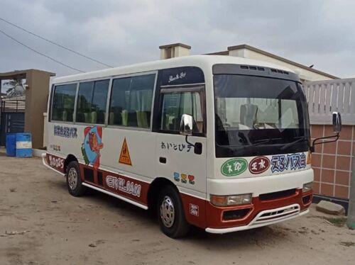 NISSAN YAI SIX INJIN