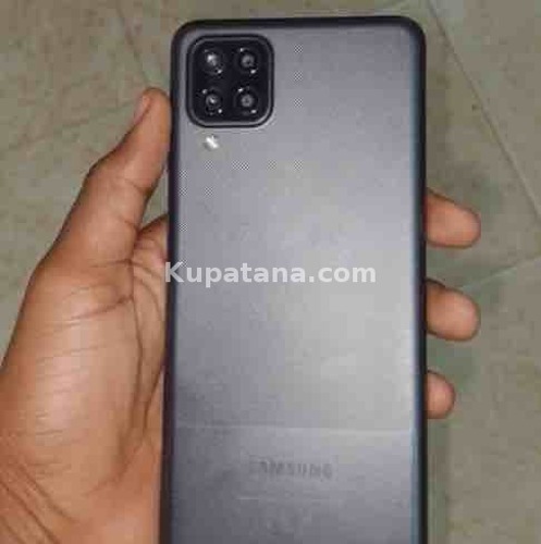 Samsung A12