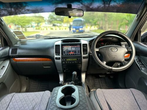 TOYOTA LANDCRUISER PRADO 