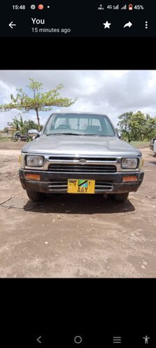 TOYOTA HILUX PICKUP 