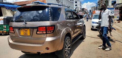 Toyota Fortuner engen 1kd