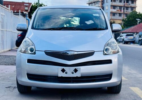 Toyota Ractis mpya tunakopesha