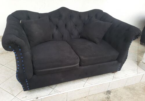 Black couch/kochi