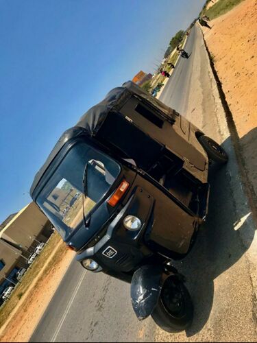 BAJAJ RE