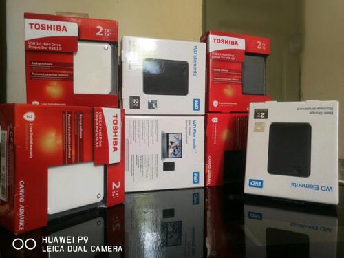 TOSHIBA &WD ELEMENTS EXTERNAL HDD 2TB