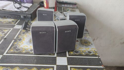 SPEAKER 