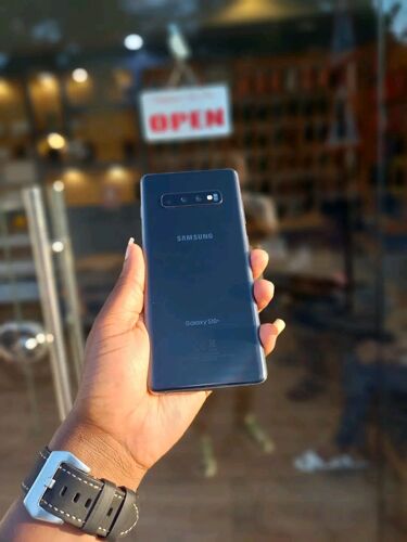 Samsung S10+