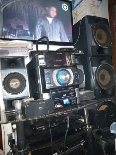 Sony MHC - GN 1300DA