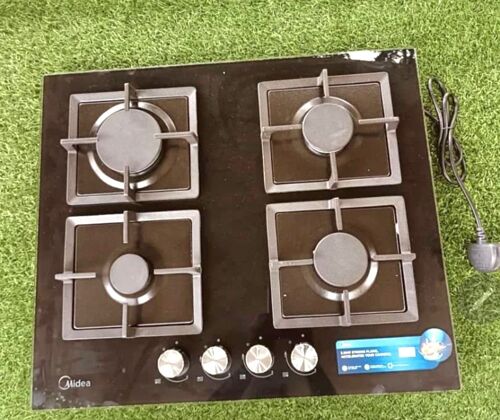 GAS COOKER WITH FOUR PLATES