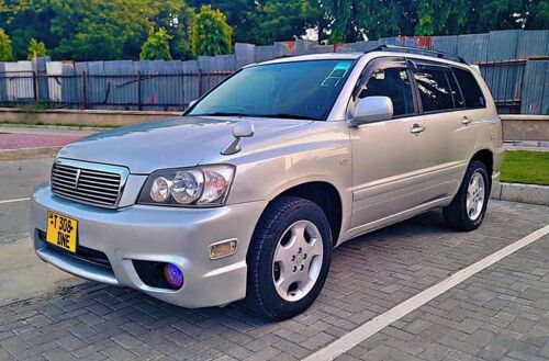 NAUZA TOYOTA KLUGER MPYA 