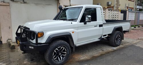 Landcruiser single cabin 1hz 