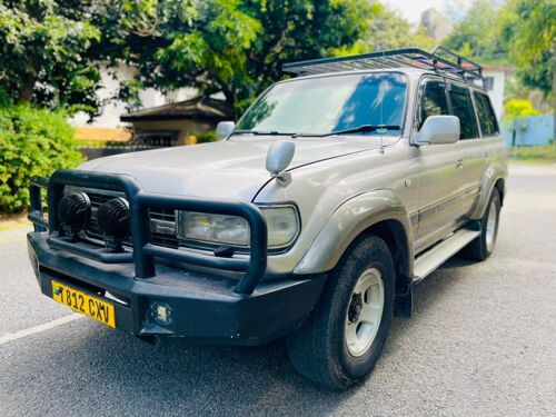 Toyota vx ipo mwanza kali sana