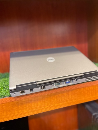 D-620 RAm 2gb HDd320 Dual Core