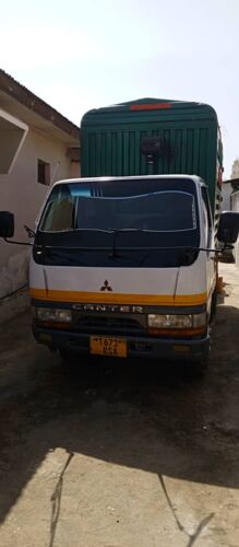 Mitsubishi Canter 4d33 tani 2