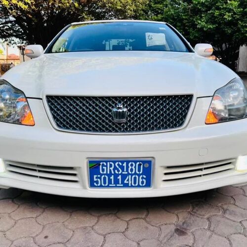 Toyota crown athletic