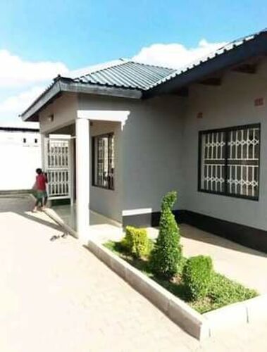 Apartments ya kupanga mwenge 
