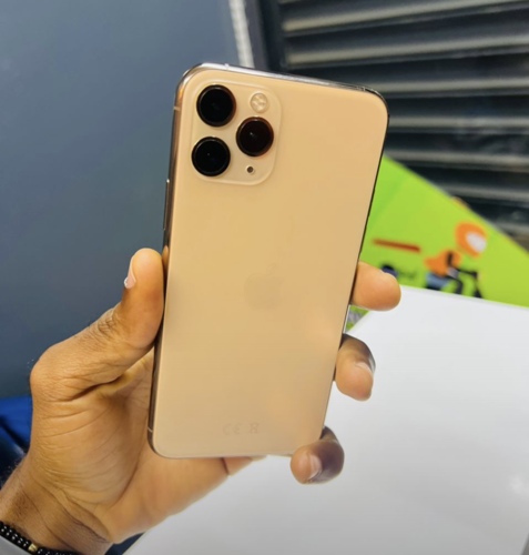 IPhone 11 Pro 64gb GOLD ? used in Dubai