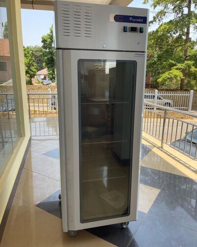 FURNOTEL UPRIGHT FREEZER 