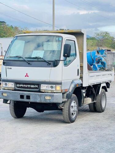 Canter tipper nauza new