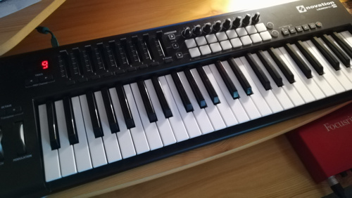 Nauza USB Keyboard Controller For Music Production