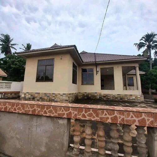 HOUSE FOR SALE AT GOBA