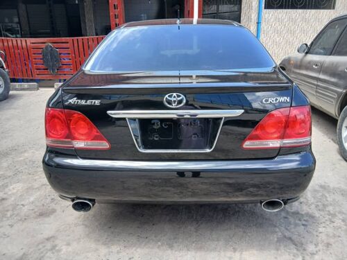 Crown athlete Namba DMN