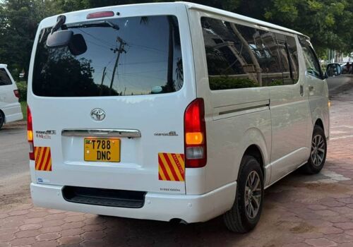 Hiace quantum 1kd Diesel 