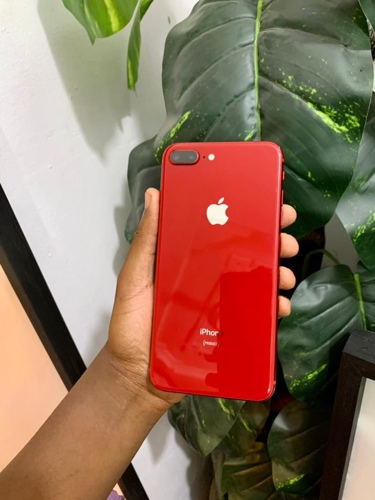 IPhone 8+ 64gb Red products